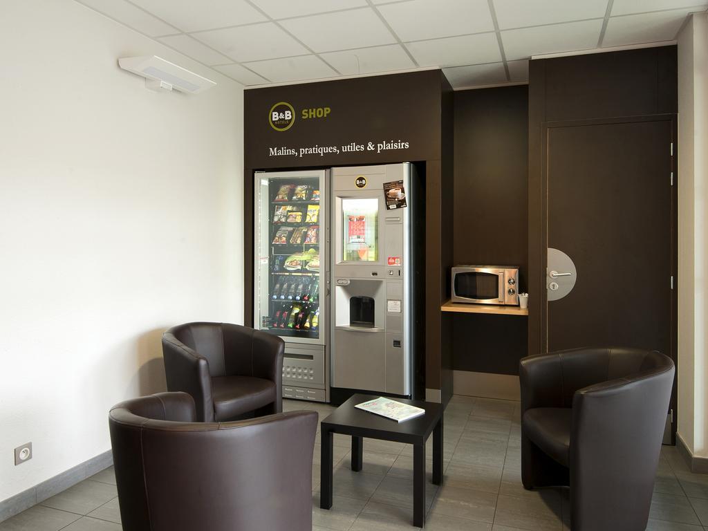 B&B Hotel Lyon Eurexpo Chassieu Esterno foto