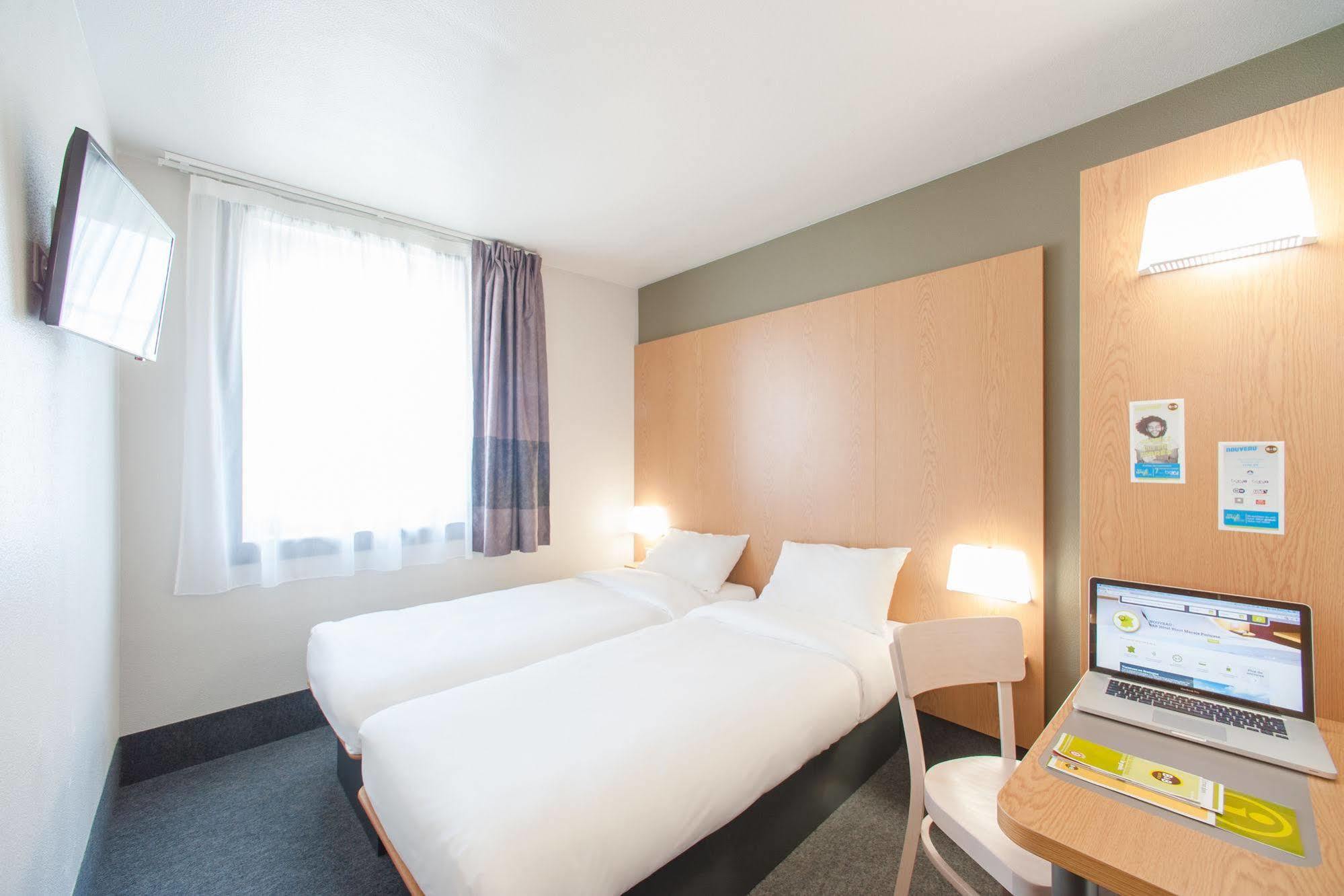 B&B Hotel Lyon Eurexpo Chassieu Esterno foto